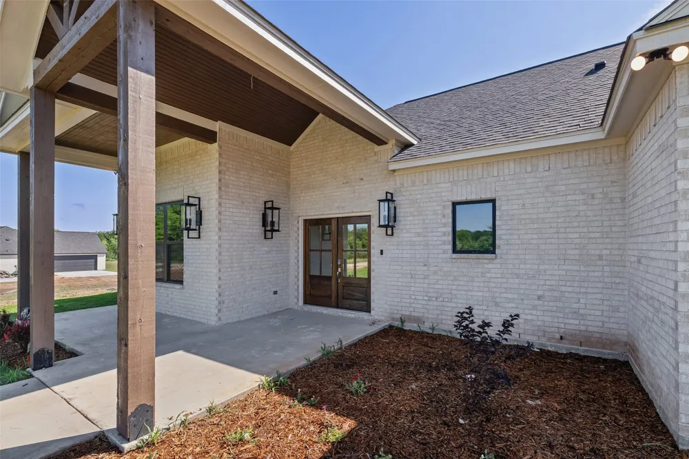 4406 Colony Road Granbury, TX 76048