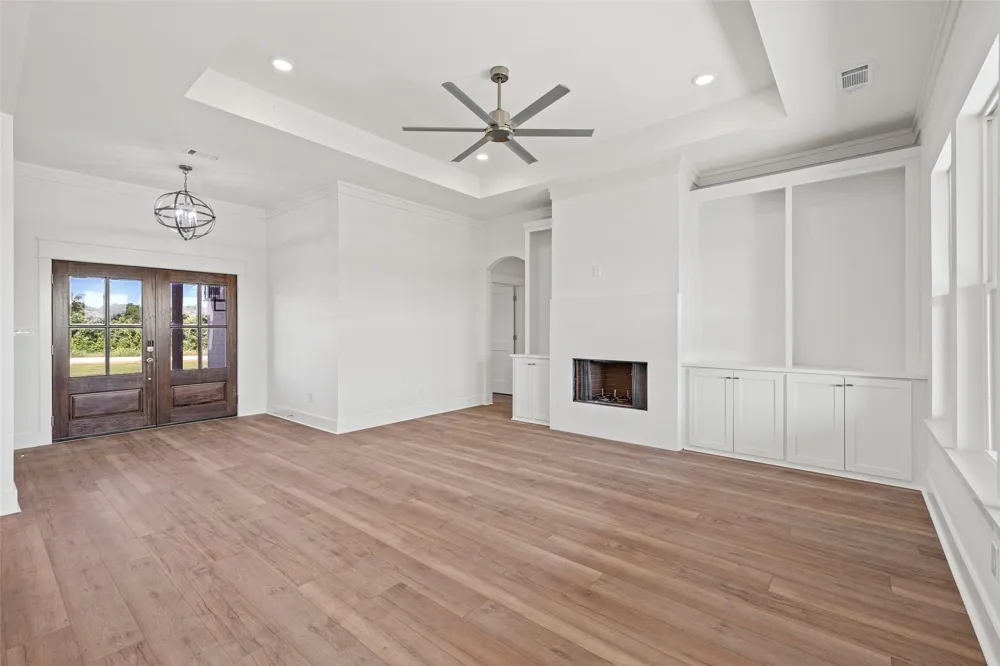 4406 Colony Road Granbury, TX 76048