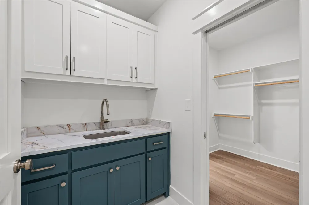 4406 Colony Road Granbury, TX 76048