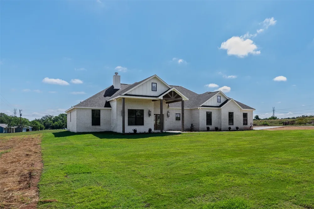 4406 Colony Road Granbury, TX 76048