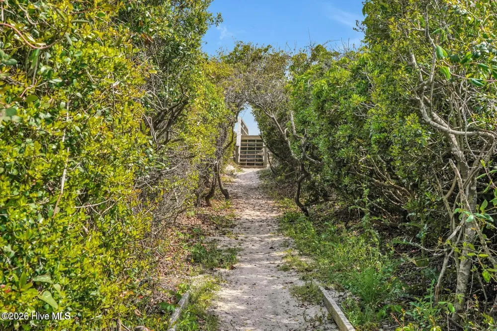 58 Ridge Surf City, NC 28445