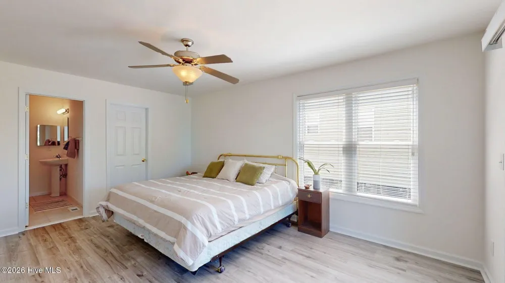 58 Ridge Surf City, NC 28445