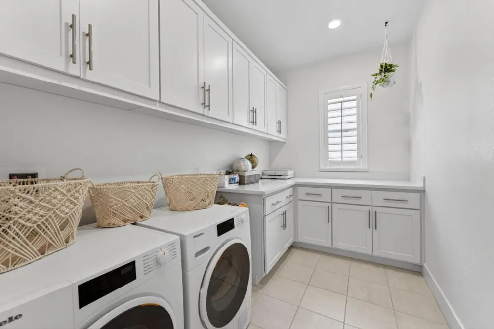 7011 Kirigin Way Gilroy, CA 95020