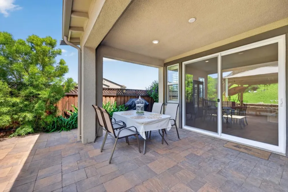 7011 Kirigin Way Gilroy, CA 95020