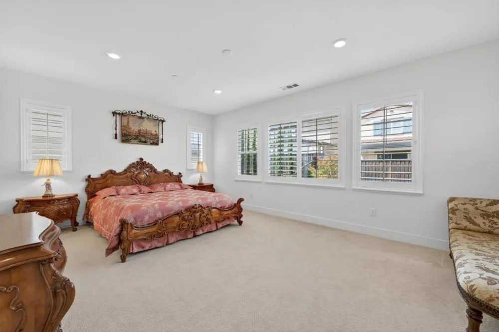 7011 Kirigin Way Gilroy, CA 95020