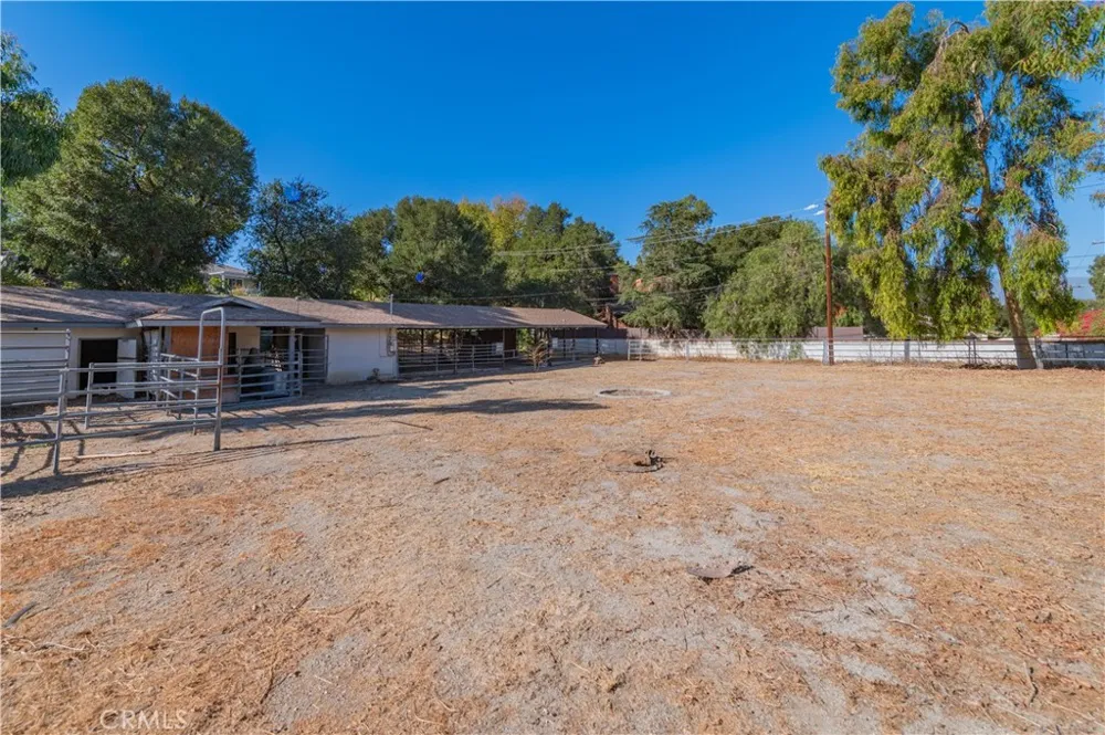 2847 Monte Verde Covina, CA 91724