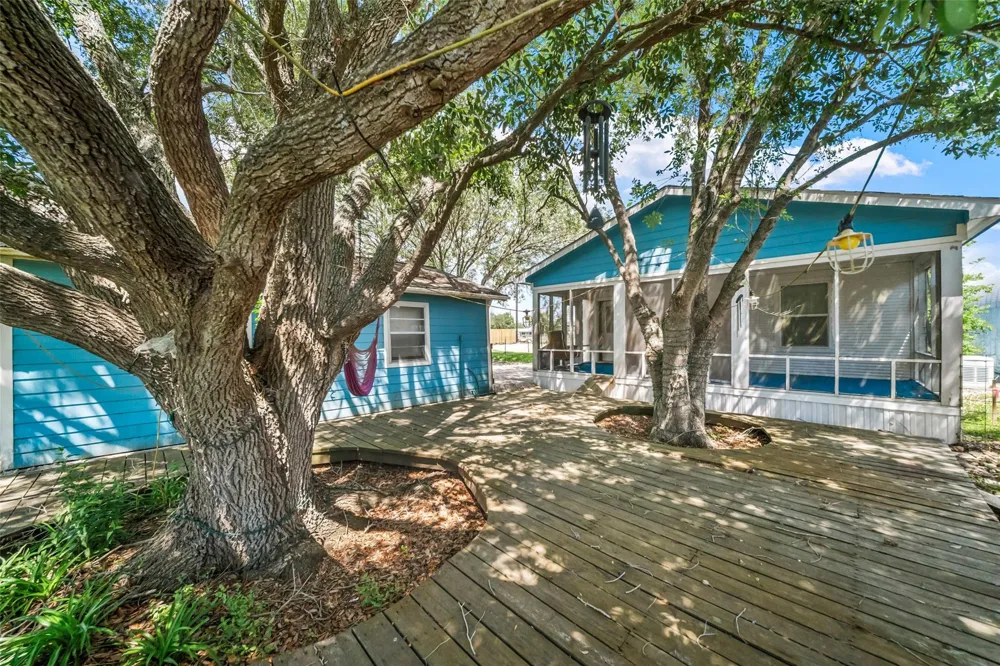 307 Center Street Matagorda, TX 77457