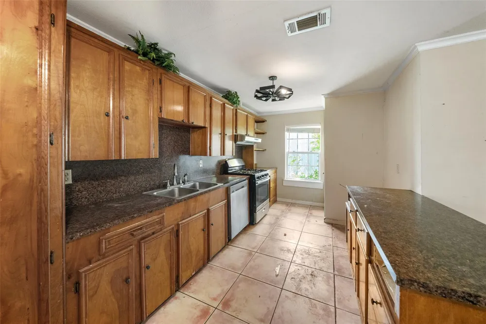 307 Center Street Matagorda, TX 77457