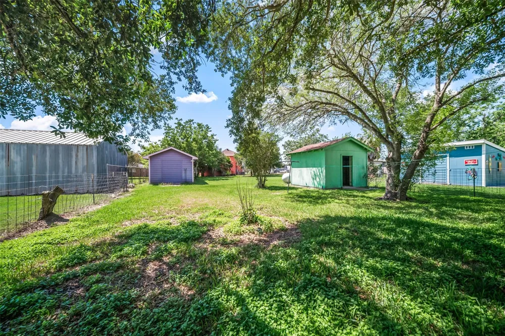 307 Center Street Matagorda, TX 77457