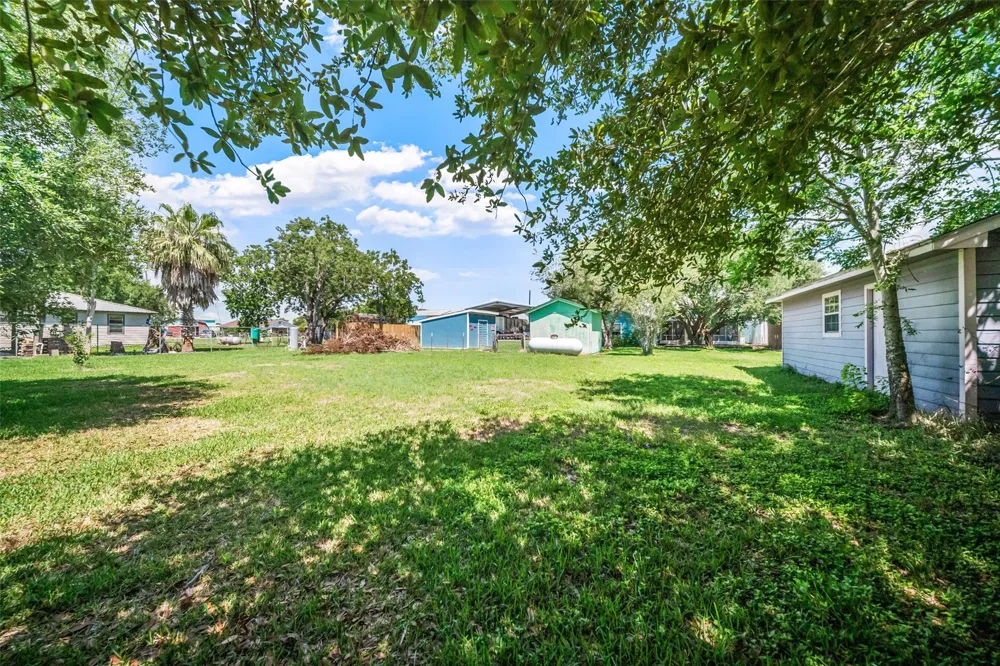 307 Center Street Matagorda, TX 77457