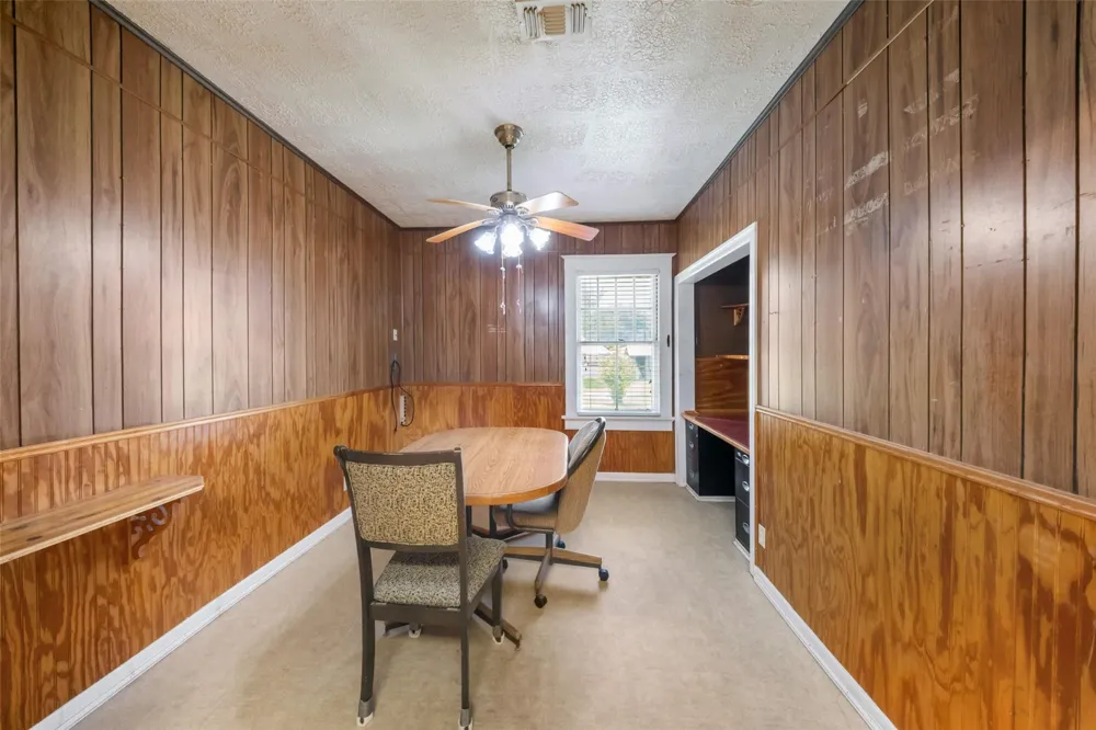 422 Caney Street Matagorda, TX 77457