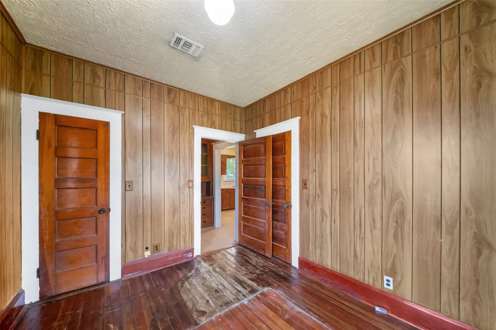 422 Caney Street Matagorda, TX 77457
