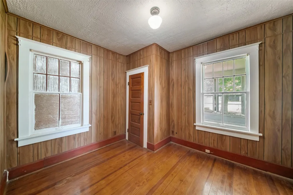 422 Caney Street Matagorda, TX 77457