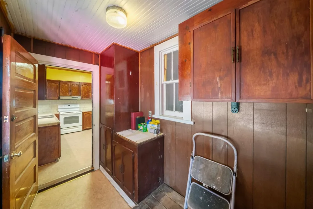 422 Caney Street Matagorda, TX 77457