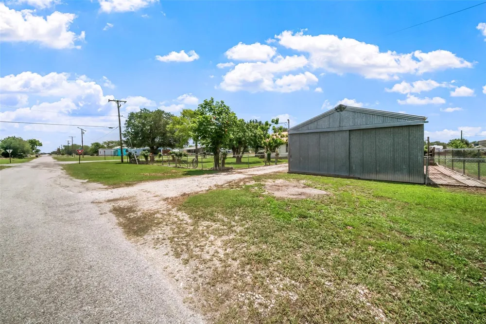 422 Caney Street Matagorda, TX 77457