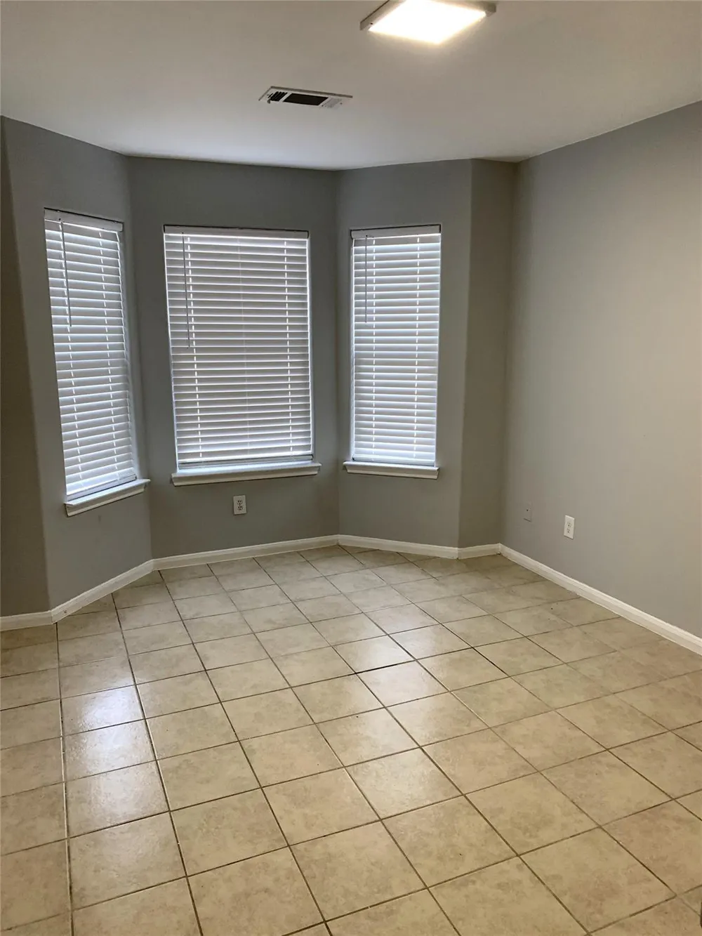3020 La Estancia Lane Houston, TX 77093