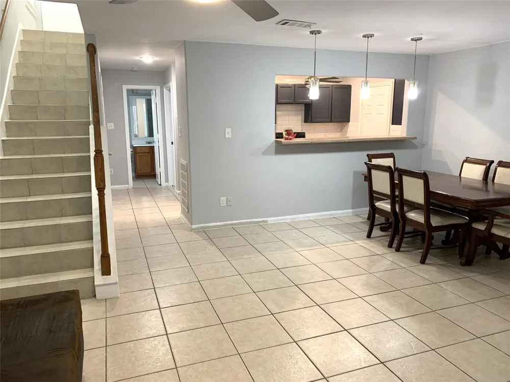 3020 La Estancia Lane Houston, TX 77093