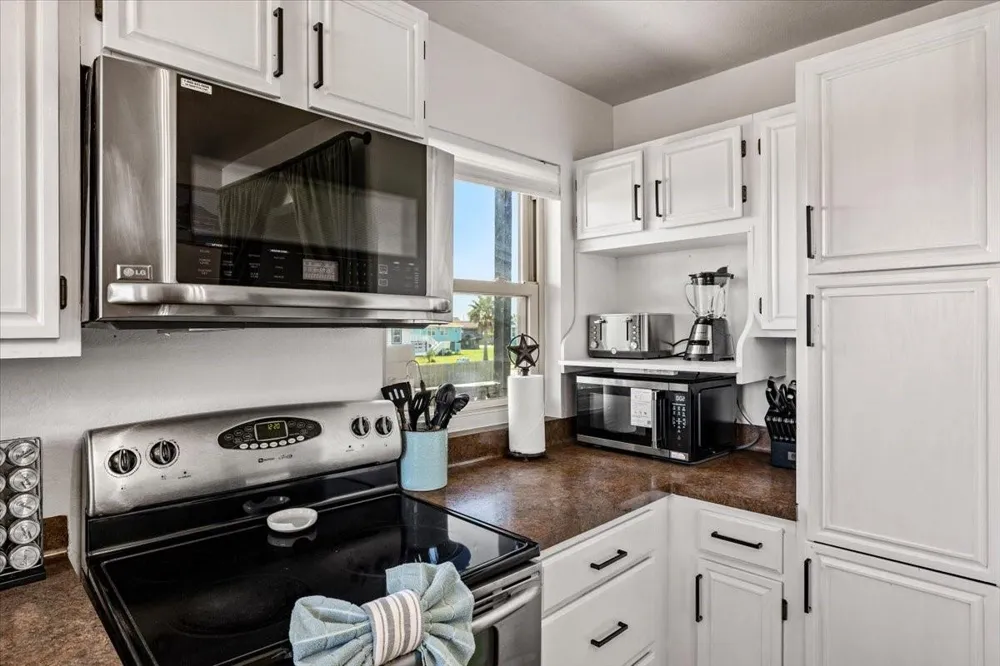 16538 Jean Lafitte Road Jamaica Beach, TX 77554