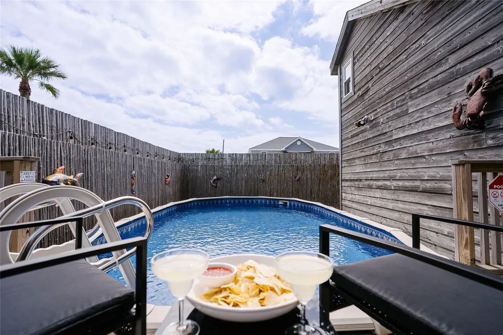 16538 Jean Lafitte Road Jamaica Beach, TX 77554