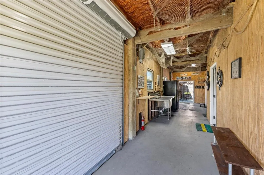 16538 Jean Lafitte Road Jamaica Beach, TX 77554