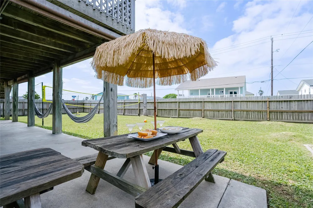 16538 Jean Lafitte Road Jamaica Beach, TX 77554