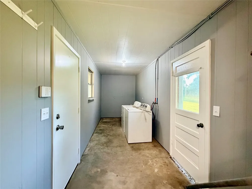 3723 Beaumont Avenue Liberty, TX 77575