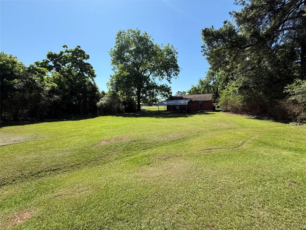 718 Broadway Street Maud, TX 75567
