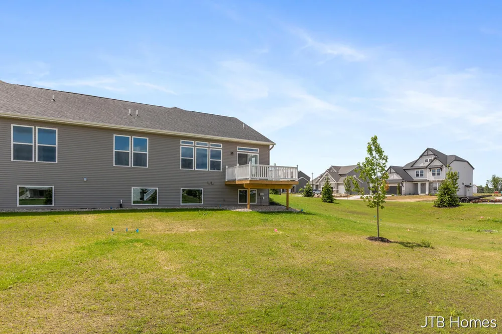 7605 Brook Villa South #135 Allendale, MI 49401