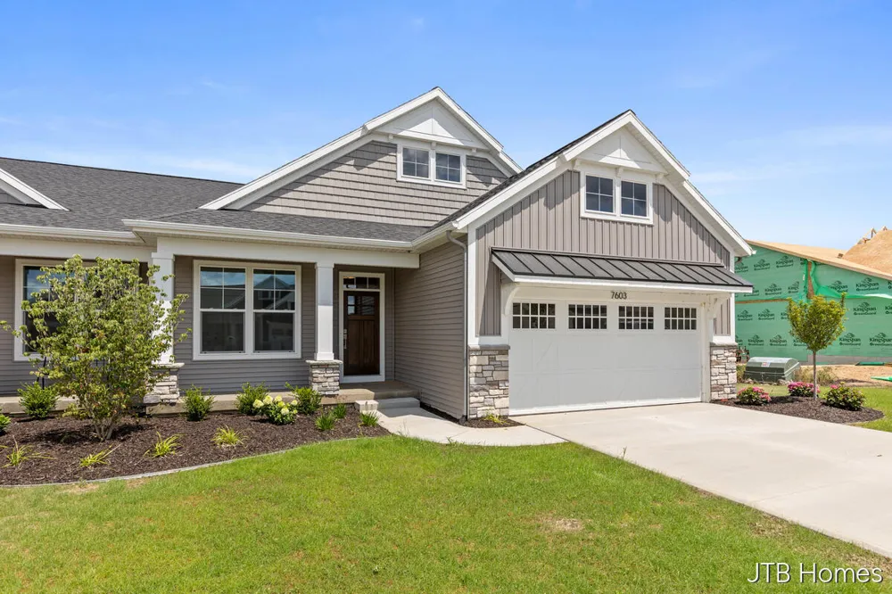 7603 Brook Villa South #136 Allendale, MI 49401