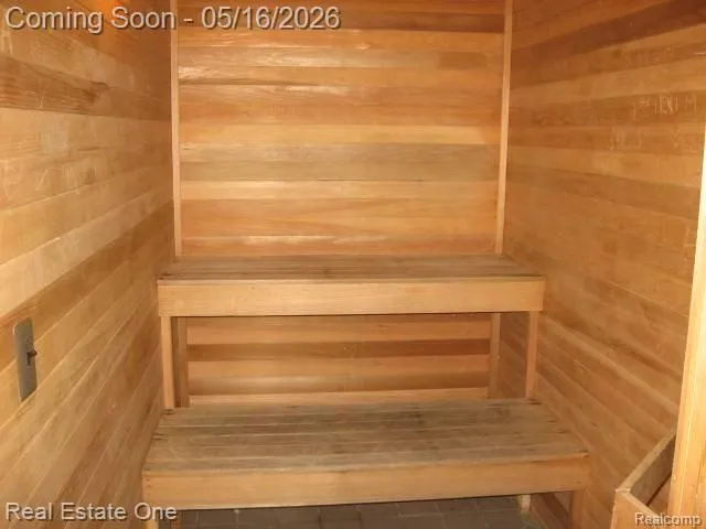 37520 Jefferson Avenue #101 Harrison Charter Township, MI 48045