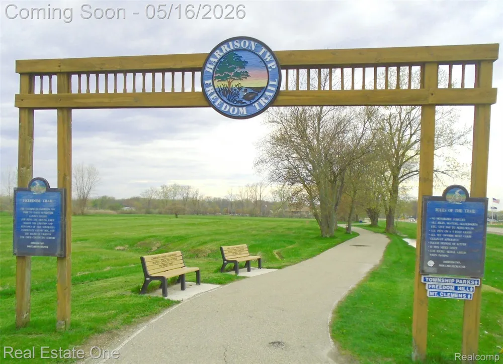37520 Jefferson Avenue #101 Harrison Charter Township, MI 48045