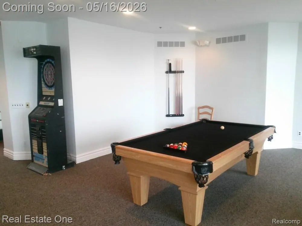 37520 Jefferson Avenue #101 Harrison Charter Township, MI 48045