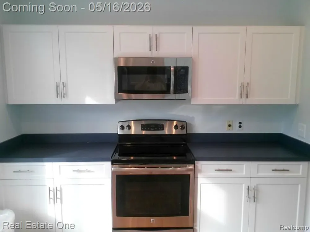 37520 Jefferson Avenue #101 Harrison Charter Township, MI 48045