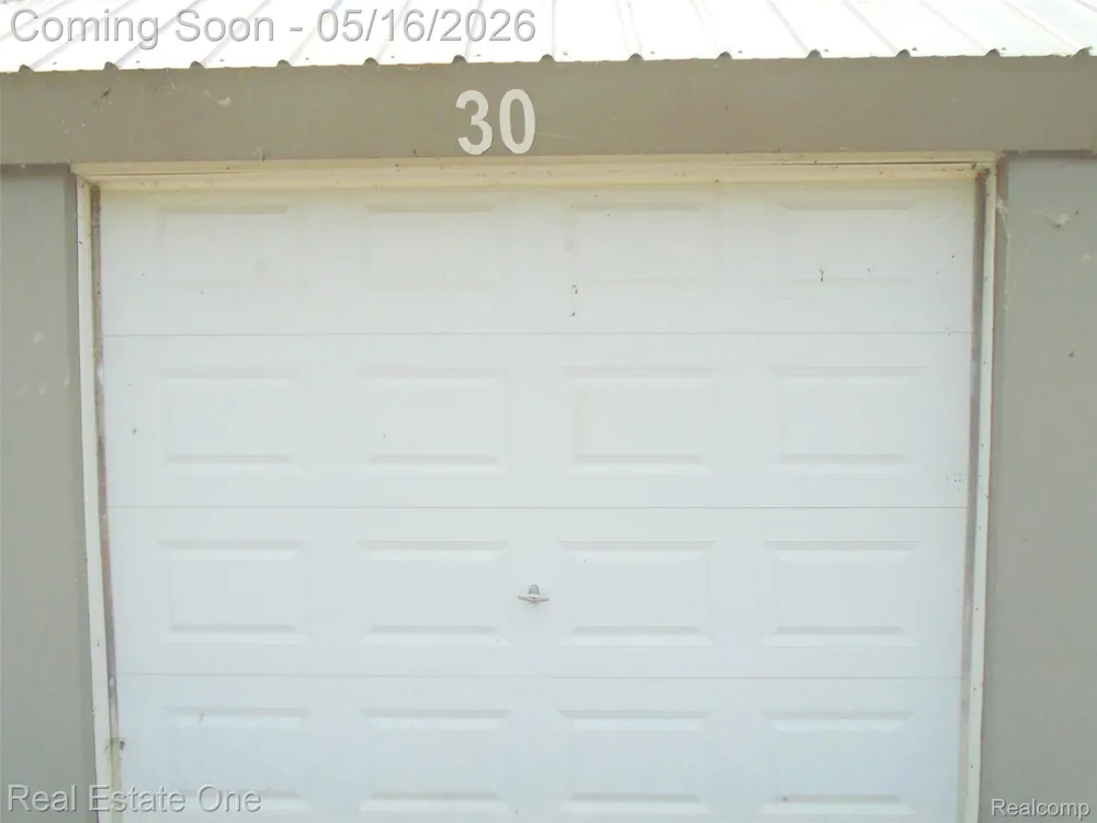 37520 Jefferson Avenue #101 Harrison Charter Township, MI 48045