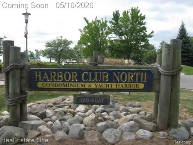 37520 Jefferson Avenue #101 Harrison Charter Township, MI 48045