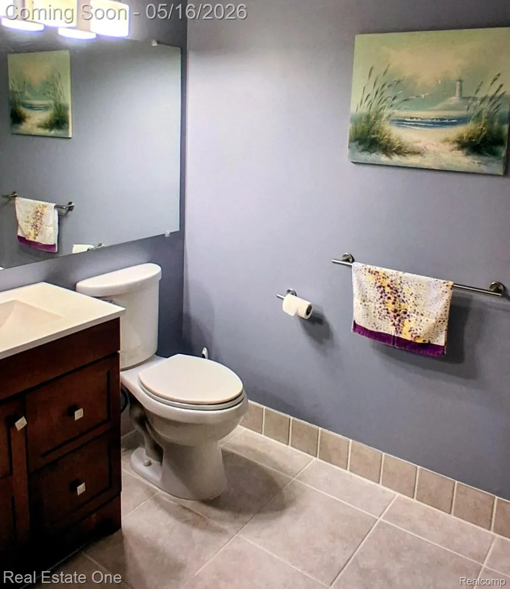 37520 Jefferson Avenue #101 Harrison Charter Township, MI 48045