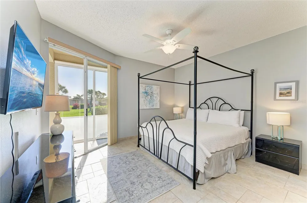 9620 CLUB SOUTH CIRCLE #5108 Sarasota, FL 34238