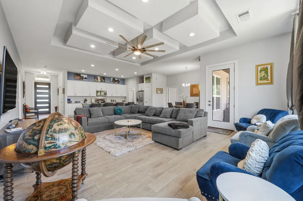 18605 Masters Cove Point Venture, TX 78645
