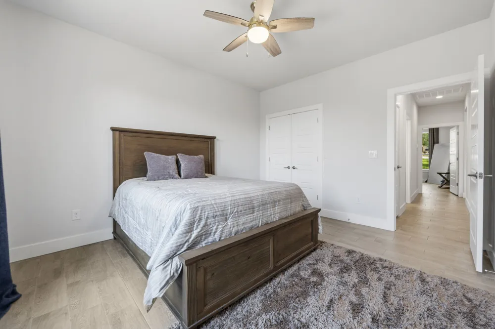 18605 Masters Cove Point Venture, TX 78645