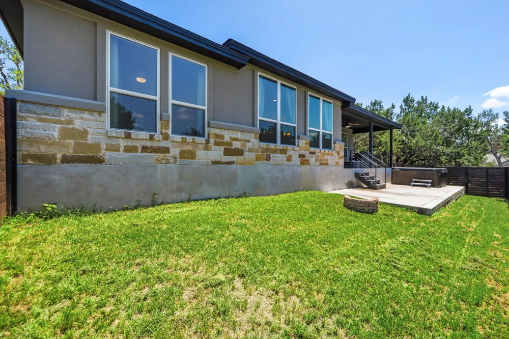 18605 Masters Cove Point Venture, TX 78645