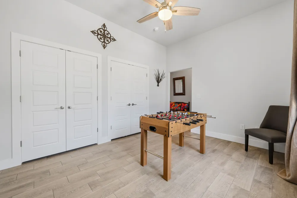 18605 Masters Cove Point Venture, TX 78645
