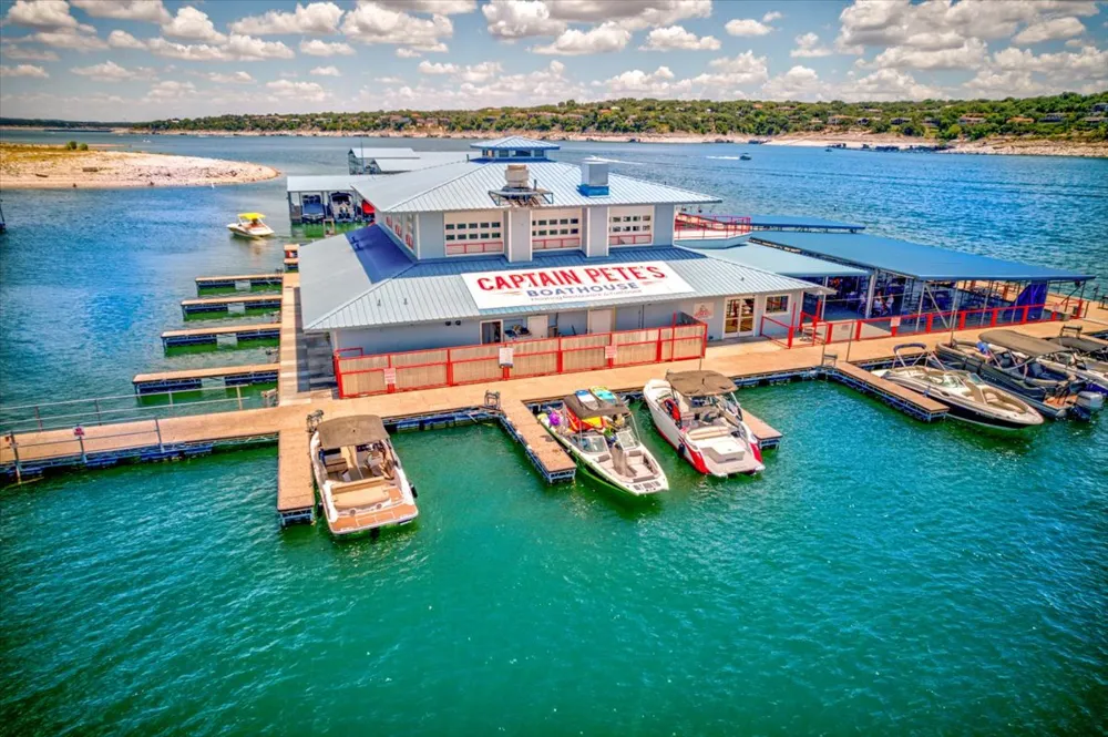 18605 Masters Cove Point Venture, TX 78645