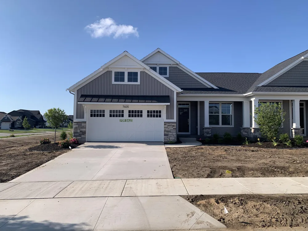 7605 Brook Villa South #135 Allendale Charter Township, MI 49401