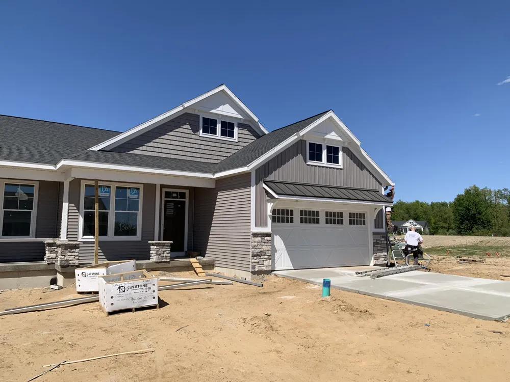 7603 Brook Villa South #136 Allendale Charter Township, MI 49401