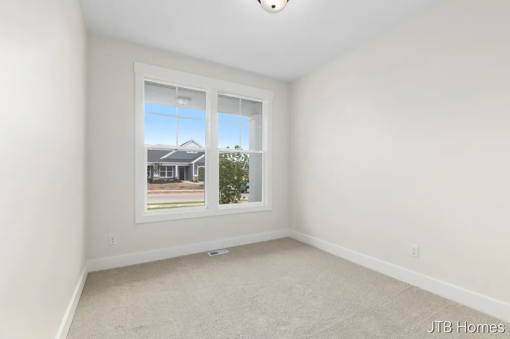 7603 Brook Villa South #136 Allendale Charter Township, MI 49401