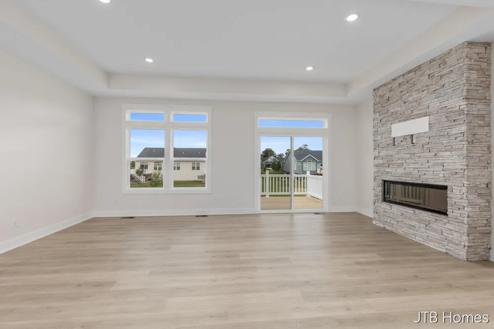 7603 Brook Villa South #136 Allendale Charter Township, MI 49401