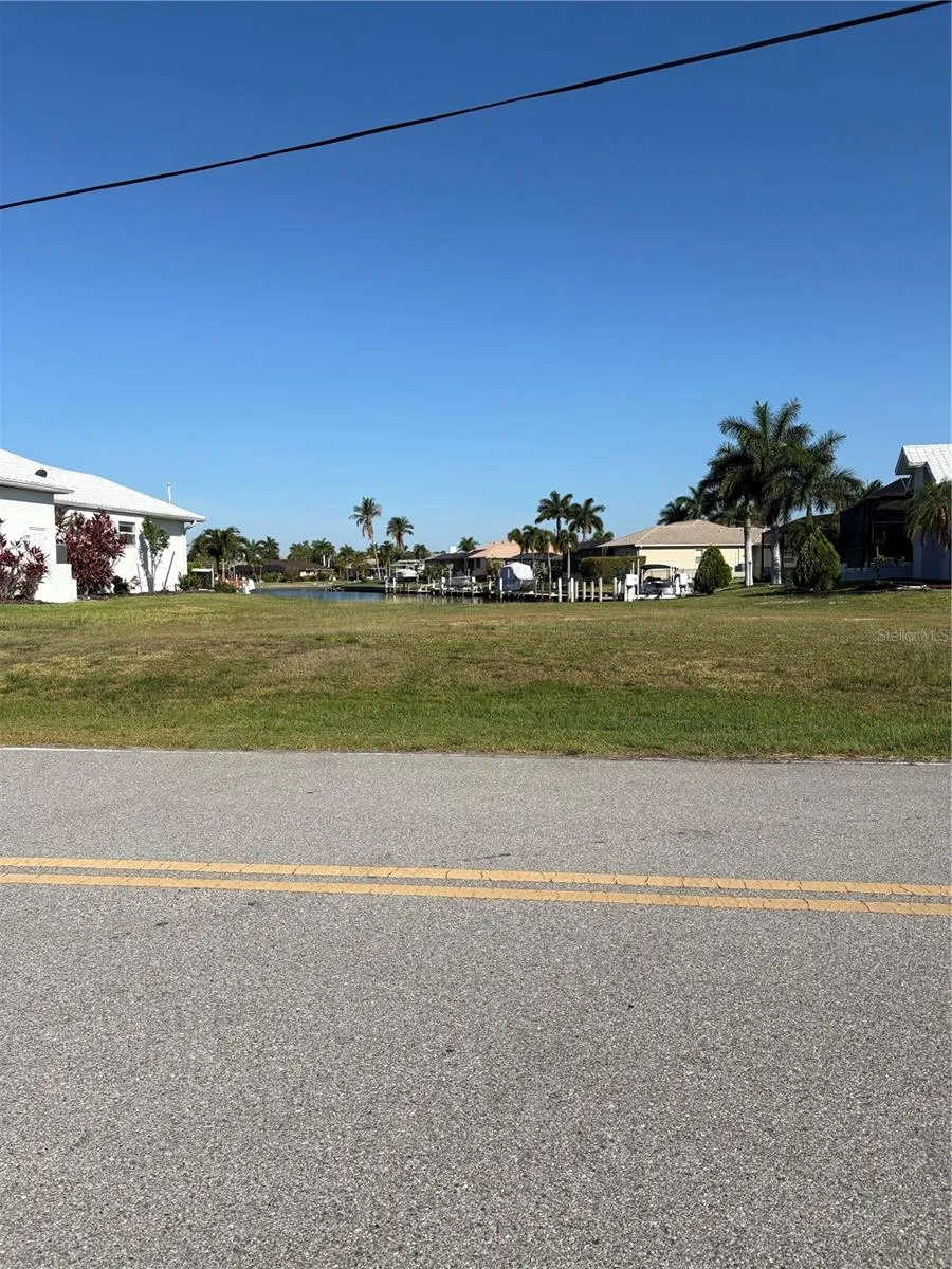 534 MACEDONIA DRIVE Punta Gorda, FL 33950