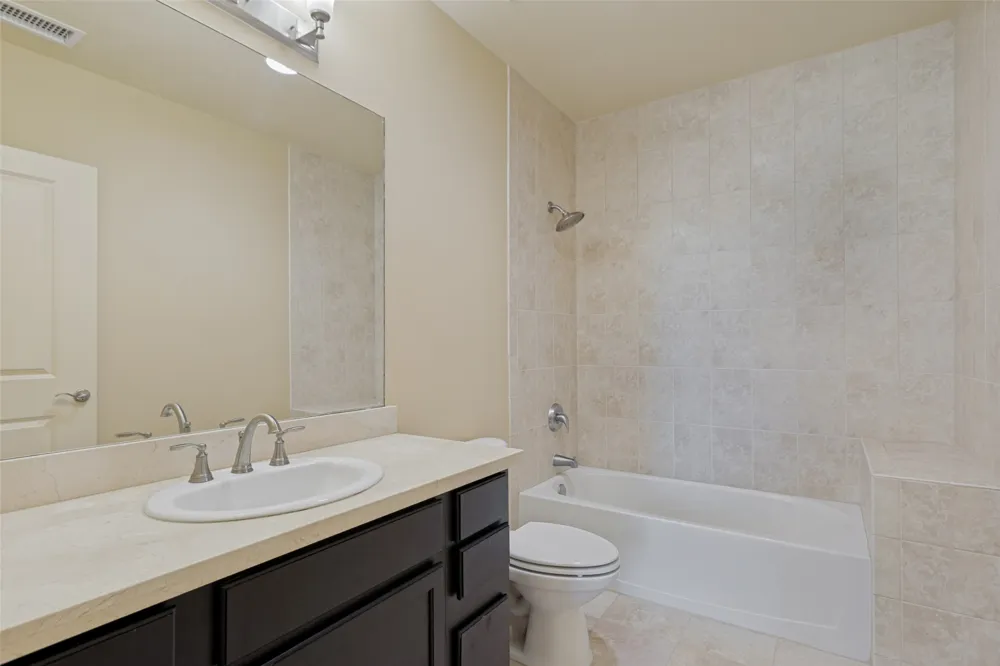 500 Throckmorton Street #1104 Fort Worth, TX 76102