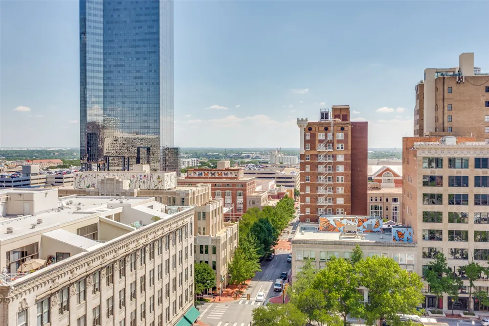 500 Throckmorton Street #1104 Fort Worth, TX 76102
