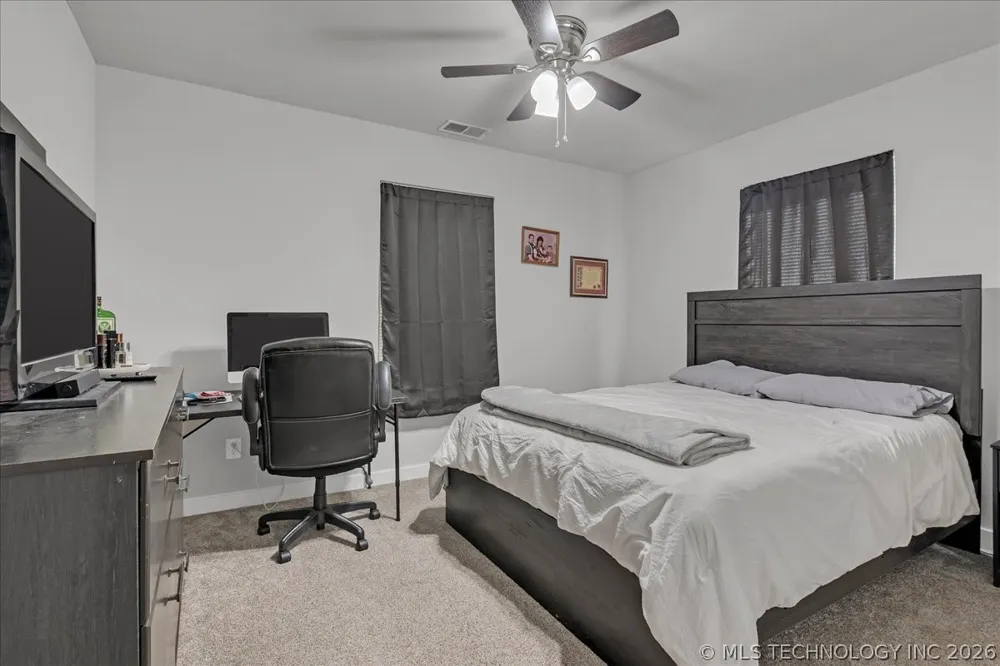 2578 W Hillcrest Drive Cleveland, OK 74020